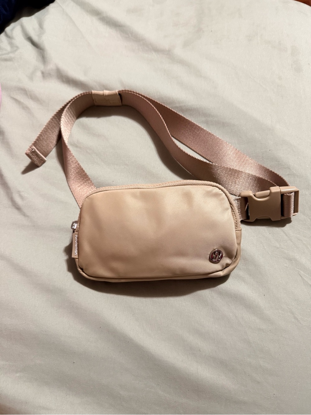 Everywhere belt bag MINI